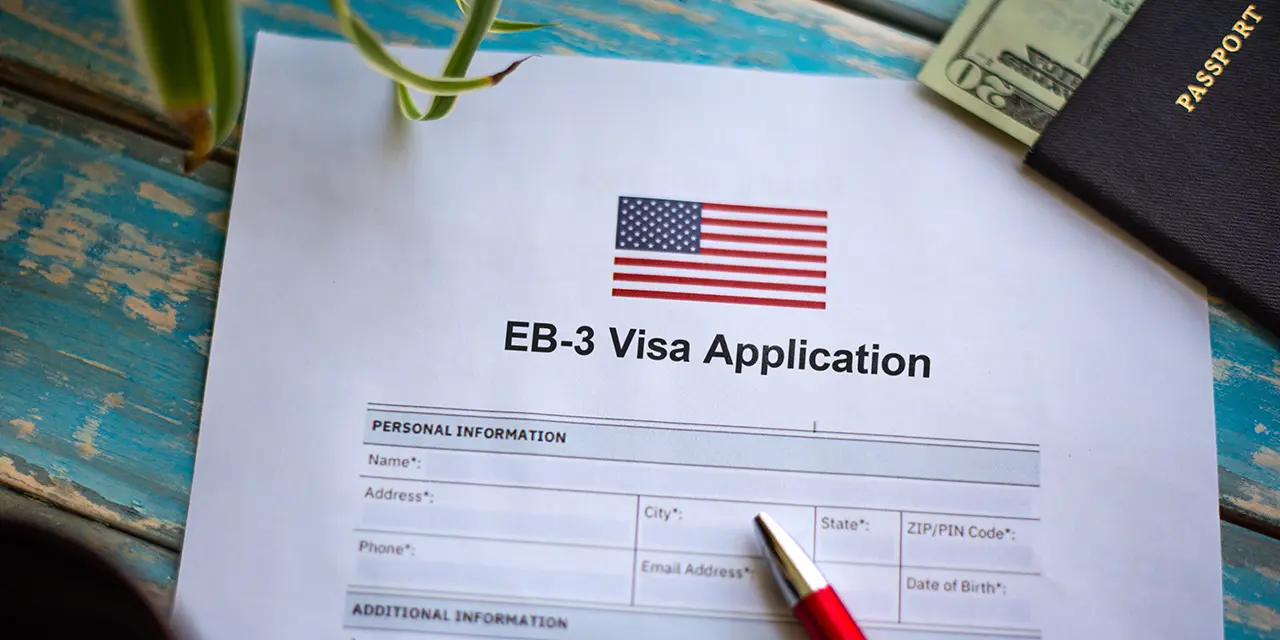 Visto EB3: seu guia definitivo sobre o Green Card para trabalho